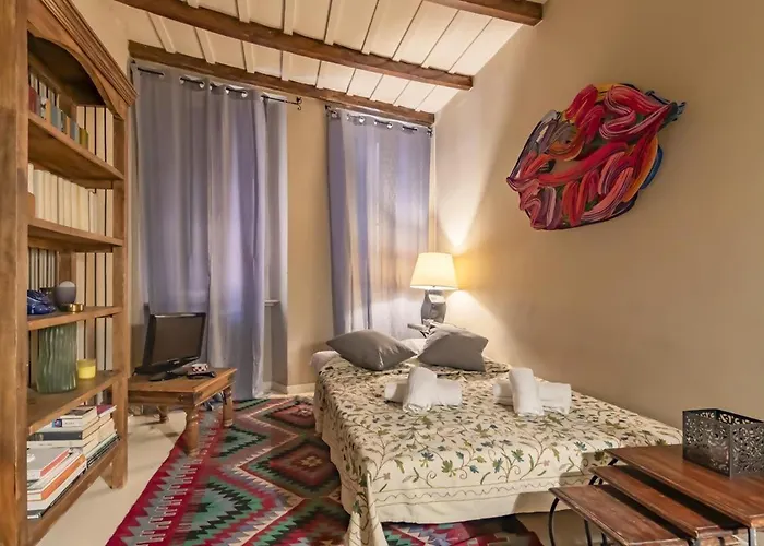 Charming Duplex In *